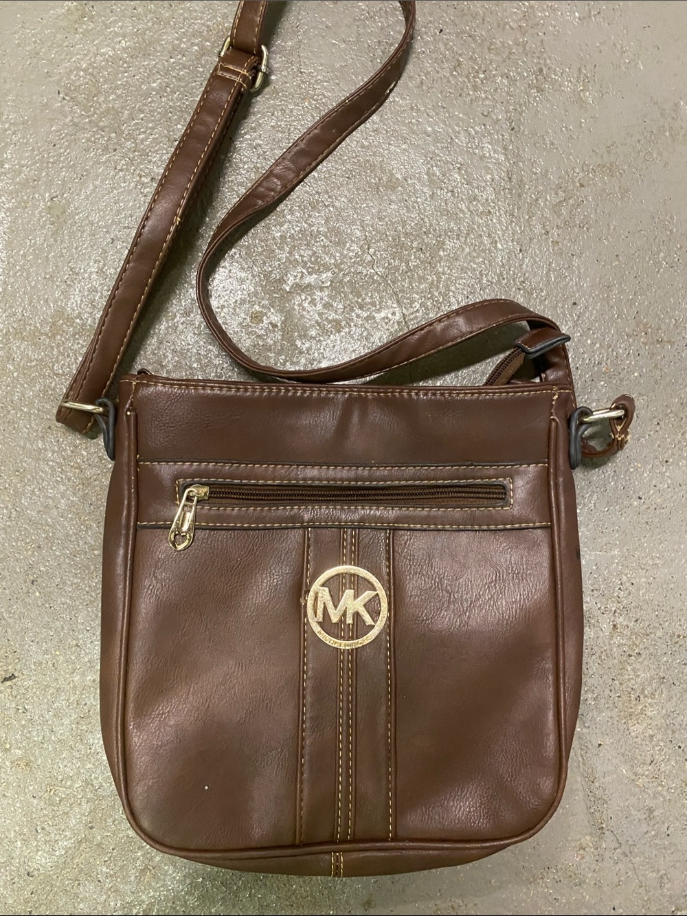 Michael Kors Brown Leather Crossbody Messenger Bag with Gold MK Logo-FAKE MK